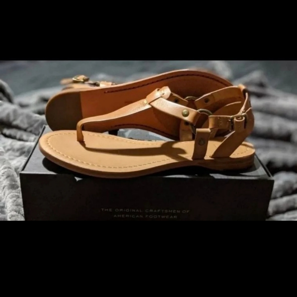 🆕 Women's SZ 8 Camel FRYE Leather Sandals